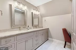 21 Eastgate Dr, Camp Hill, PA 17011 - Photo 57