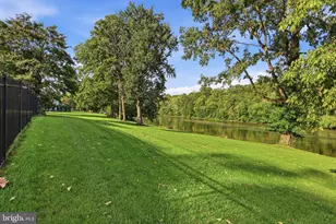 21 Eastgate Dr, Camp Hill, PA 17011 - Photo 93