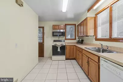 2860 Morningside Drive, Camp Hill, PA 17011 - Photo 7