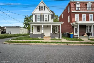 221 7th St, New Cumberland, PA 17070 - Photo 1