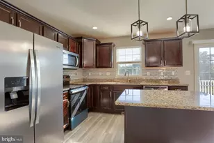 4260 Wild Orchid Ln, Enola, PA 17025 - Photo 7