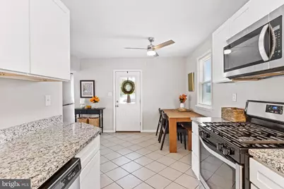 343 S Sporting Hill Road, Mechanicsburg, PA 17050 - Photo 5