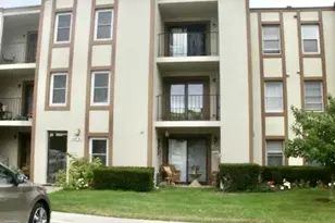 1406 Bradley Dr, Carlisle, PA 17013 - Photo 1