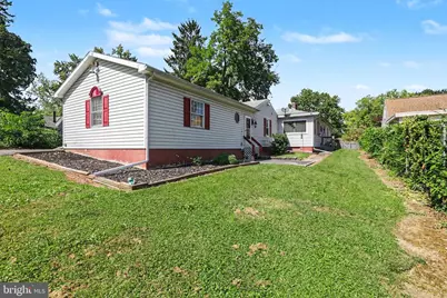 154 W I Street, Carlisle, PA 17013 - Photo 23