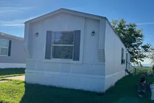 21 Marilyn Dr, Carlisle, PA 17013 - Photo 3
