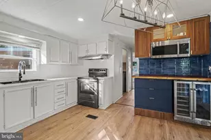 319 Bahama Cir, Carlisle, PA 17015 - Photo 7