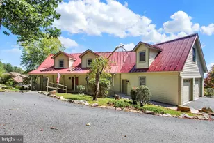 1060 Kuhn Rd, Boiling Springs, PA 17007 - Photo 5