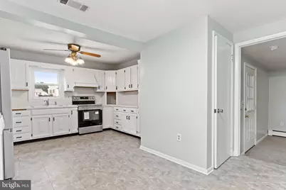 [Address not provided], Mechanicsburg, PA 17055 - Photo 13