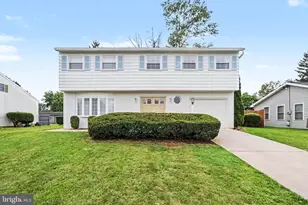 7 Center Dr, Camp Hill, PA 17011 - Photo 1