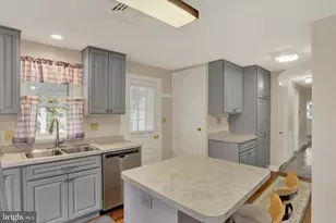 433 W Keller St, Mechanicsburg, PA 17055 - Photo 7