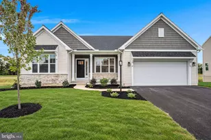2235 S Autumn Chase Dr, Mechanicsburg, PA 17055 - Photo 1