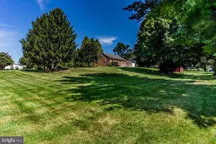 1249 Hillside Dr, Mechanicsburg, PA 17055 - Photo 3