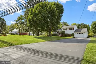 7 Silver Spring Rd, Mechanicsburg, PA 17050 - Photo 3