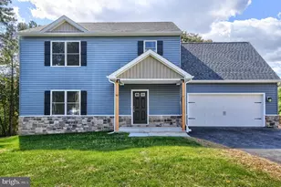 8 S Locust Ln, Mechanicsburg, PA 17050 - Photo 1