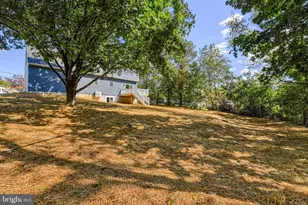 8 S Locust Ln, Mechanicsburg, PA 17050 - Photo 21