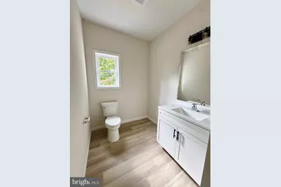 8 S Locust Lane, Mechanicsburg, PA 17050 - Photo 11