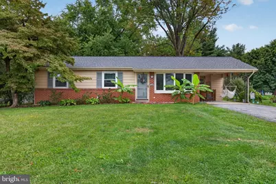 18 Skyport Road, Mechanicsburg, PA 17050 - Photo 1