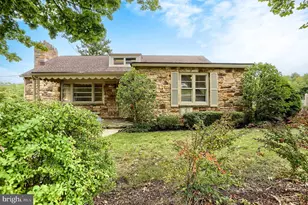 107 Valley Rd, Enola, PA 17025 - Photo 1