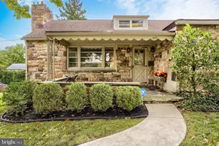 107 Valley Rd, Enola, PA 17025 - Photo 3