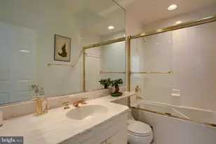 1119 Country Club Rd, Camp Hill, PA 17011 - Photo 9