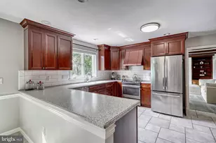 1 W Lawn Cir, Lemoyne, PA 17043 - Photo 17
