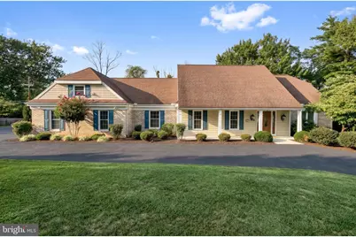 1 W Lawn Circle, Lemoyne, PA 17043 - Photo 1