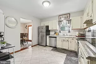 1009 Northfield Dr, Carlisle, PA 17013 - Photo 3