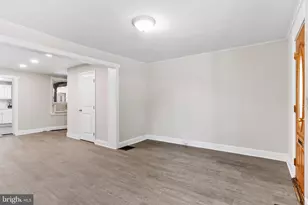 124 W Penn St, Carlisle, PA 17013 - Photo 3