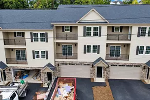 1152 Oyster Mill Rd, Camp Hill, PA 17011 - Photo 1