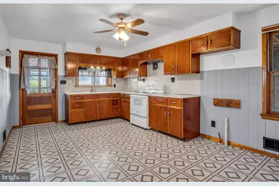 153 E Main Street, Walnut Bottom, PA 17266 - Photo 5