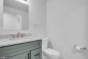 273 McKnight St, Carlisle, PA 17013 - Photo 13