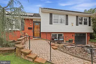 11 Citadel Dr, Camp Hill, PA 17011 - Photo 5