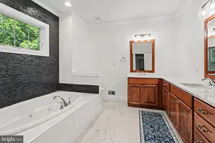 1402 Wellgate Ln, Mechanicsburg, PA 17055 - Photo 15