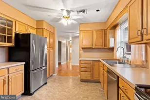 725 Hogestown Rd, Mechanicsburg, PA 17050 - Photo 17