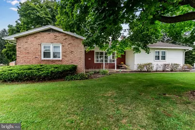 725 Hogestown Road, Mechanicsburg, PA 17050 - Photo 1
