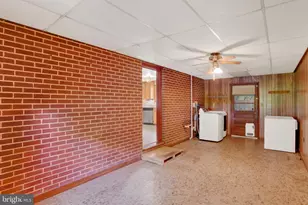 493 Criswell Dr, Boiling Springs, PA 17007 - Photo 13