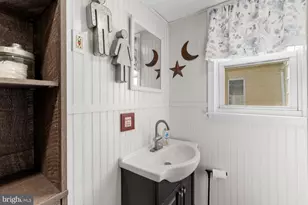 38 N Enola Dr, Enola, PA 17025 - Photo 13