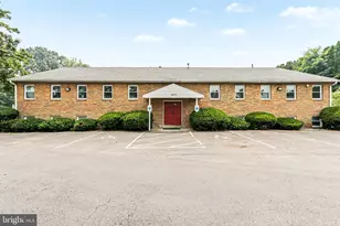 1517 Cedar Cliff Dr, Camp Hill, PA 17011 - Photo 1