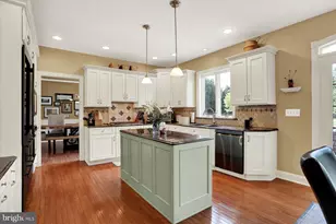 581 Lucinda Ln, Mechanicsburg, PA 17055 - Photo 17