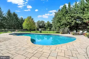 581 Lucinda Ln, Mechanicsburg, PA 17055 - Photo 59