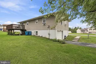1695 Douglas Dr, Carlisle, PA 17013 - Photo 21
