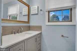 11 S Trine Ave, Mount Holly Springs, PA 17065 - Photo 15