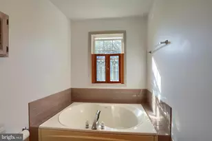 25 W Eppley Dr, Carlisle, PA 17015 - Photo 29