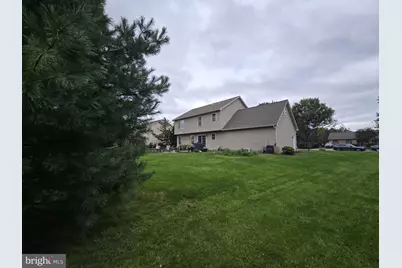 25 W Eppley Drive, Carlisle, PA 17015 - Photo 3