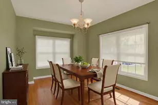 8 Meadowood Pl, Boiling Springs, PA 17007 - Photo 3