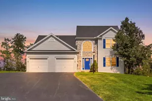 8 Meadowood Pl, Boiling Springs, PA 17007 - Photo 27