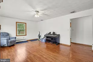 2095 Clarendon St, Camp Hill, PA 17011 - Photo 9