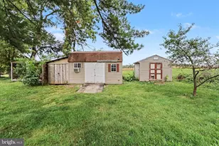 201 Marsh Dr, Carlisle, PA 17015 - Photo 31