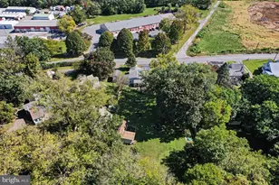 28 Fairview St, Carlisle, PA 17015 - Photo 31