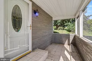 28 Fairview St, Carlisle, PA 17015 - Photo 5